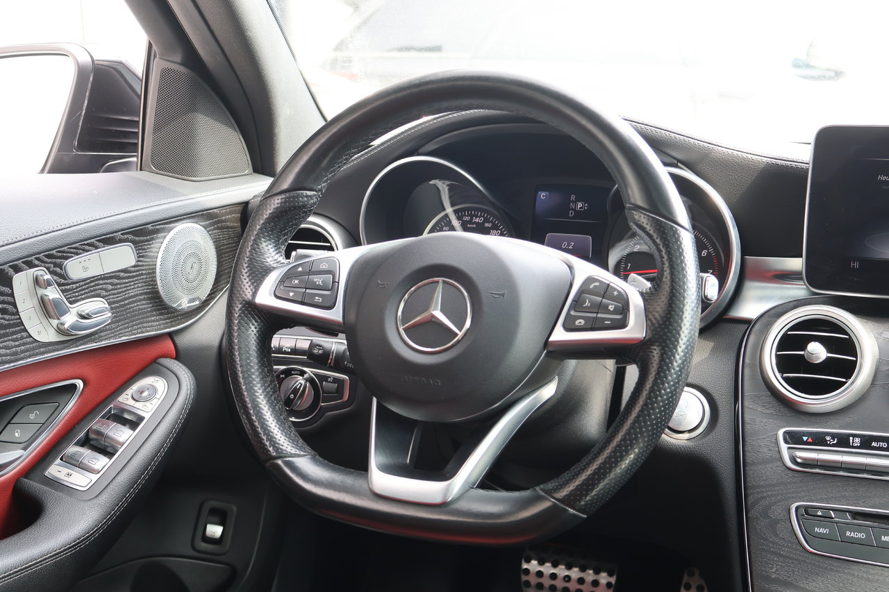 Image 2 Mercedes-Benz C-Class C400 2015