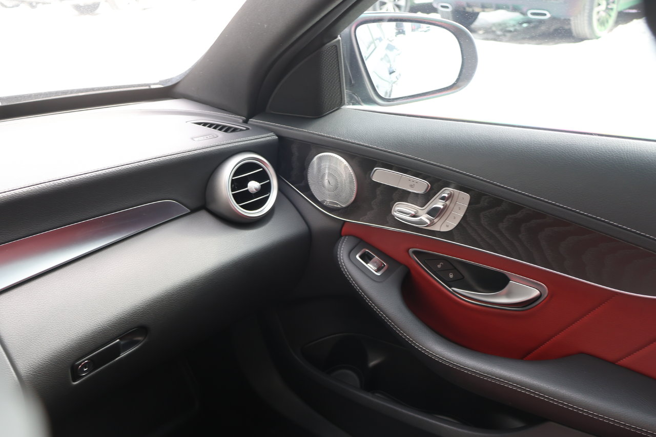 Image 18 Mercedes-Benz C-Class C400 2015