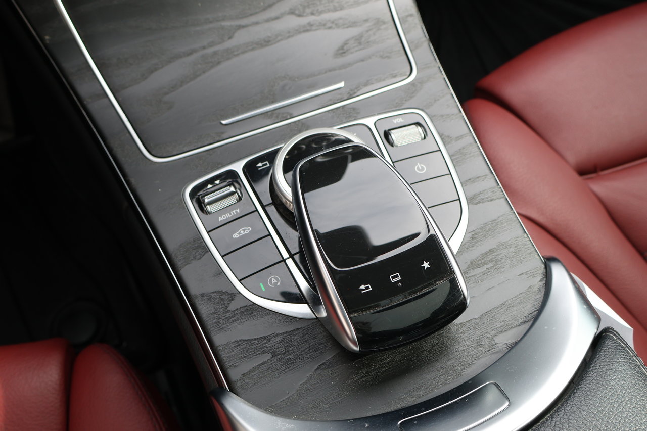 Image 21 Mercedes-Benz C-Class C400 2015