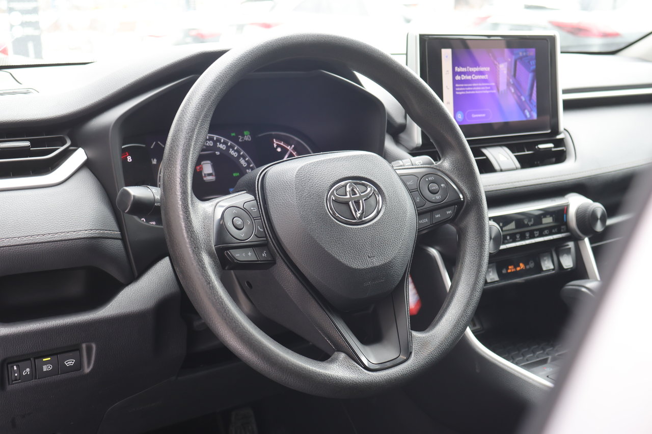 Image 13 Toyota Rav4 LE 2024