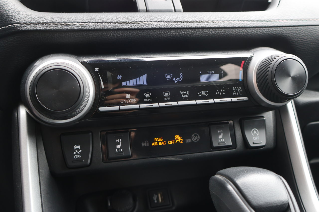 Image 21 Toyota Rav4 LE 2024