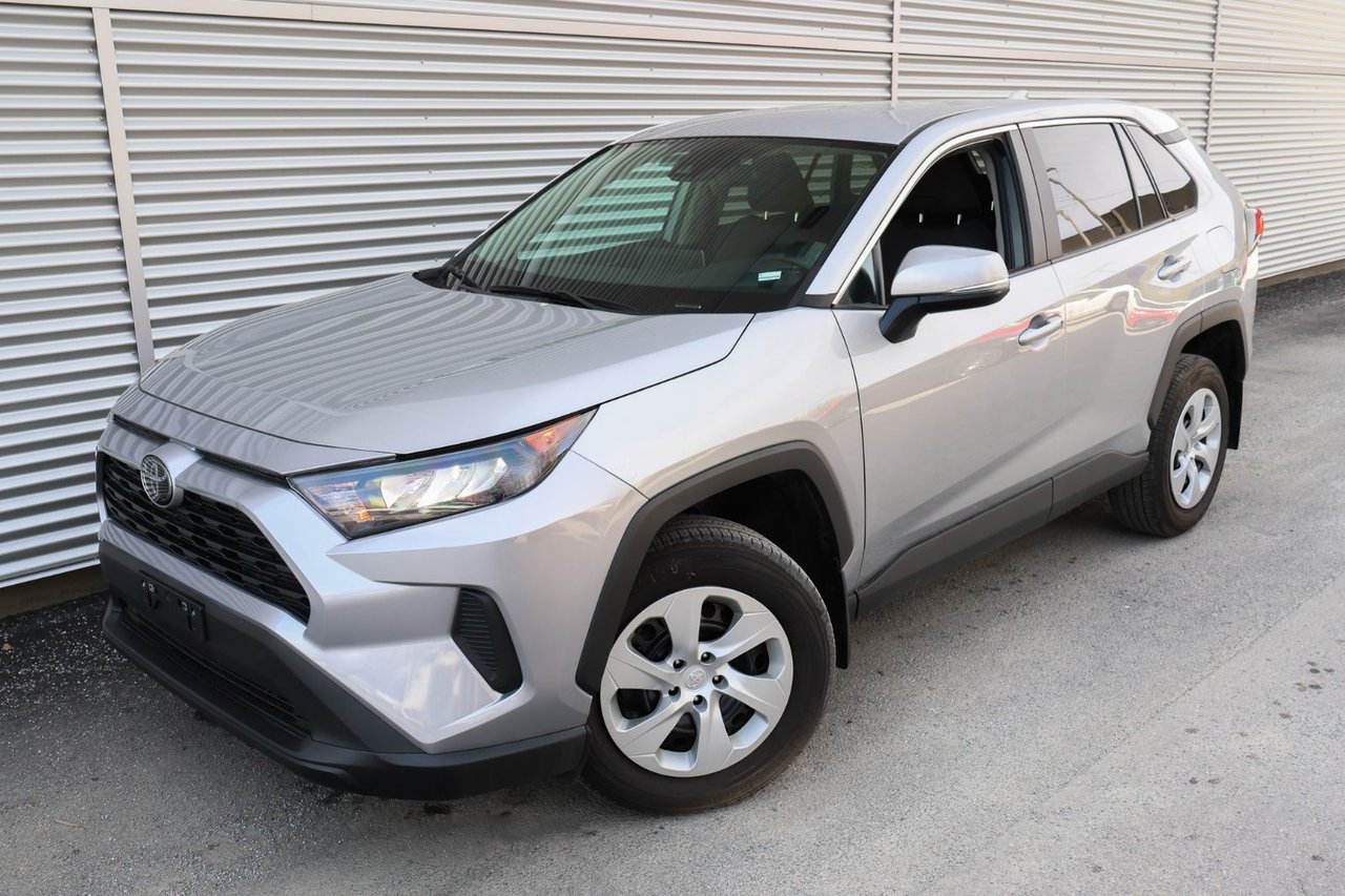 Toyota Rav4 LE 2024 — photo 6