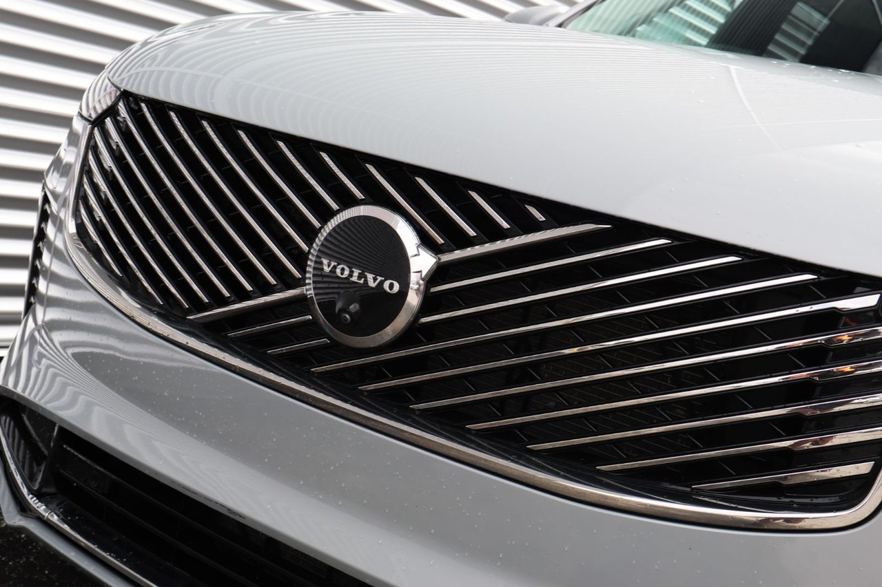 Volvo XC90 B6 - Plus 2025.5 2025 — photo 5