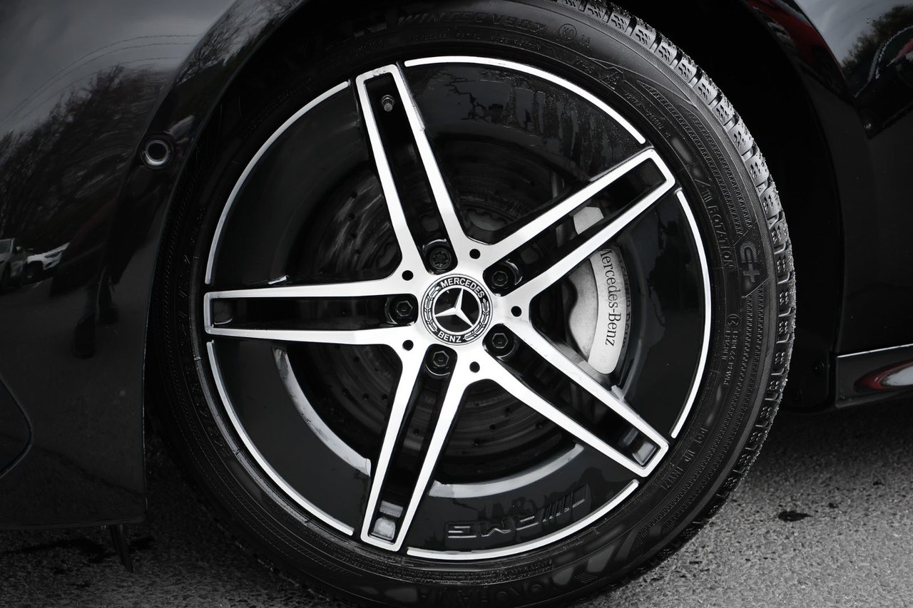 Mercedes-Benz E-Class E450 2025 — photo 7