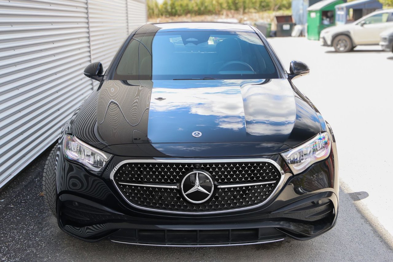 Mercedes-Benz E-Class E350 2025 — photo 4
