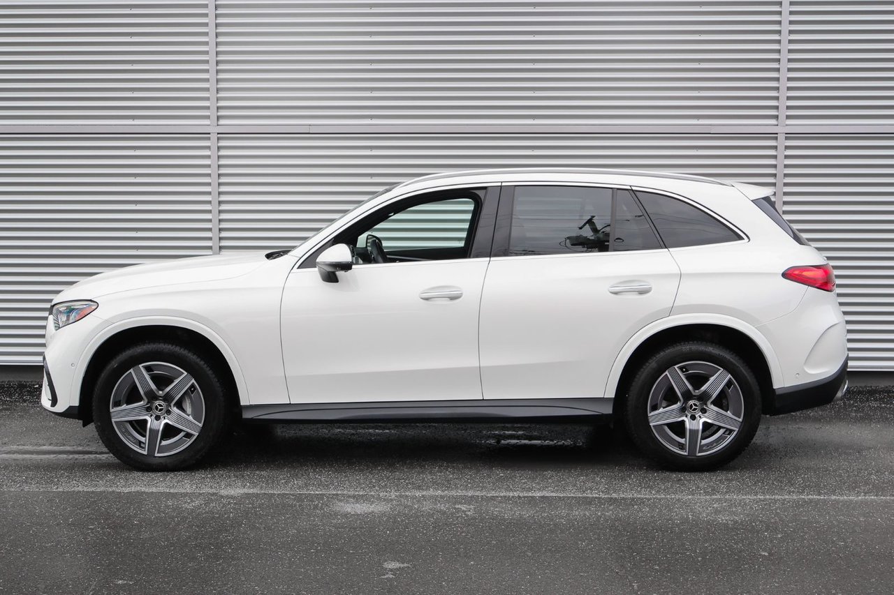 Mercedes-Benz GLC GLC300 2023 — photo 7