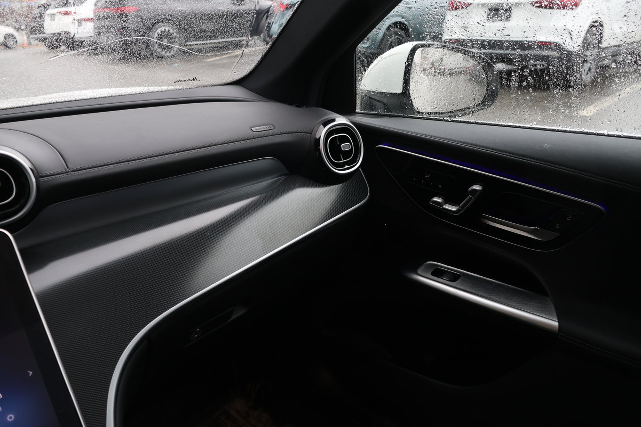 Image 10 Mercedes-Benz GLC GLC300 2024