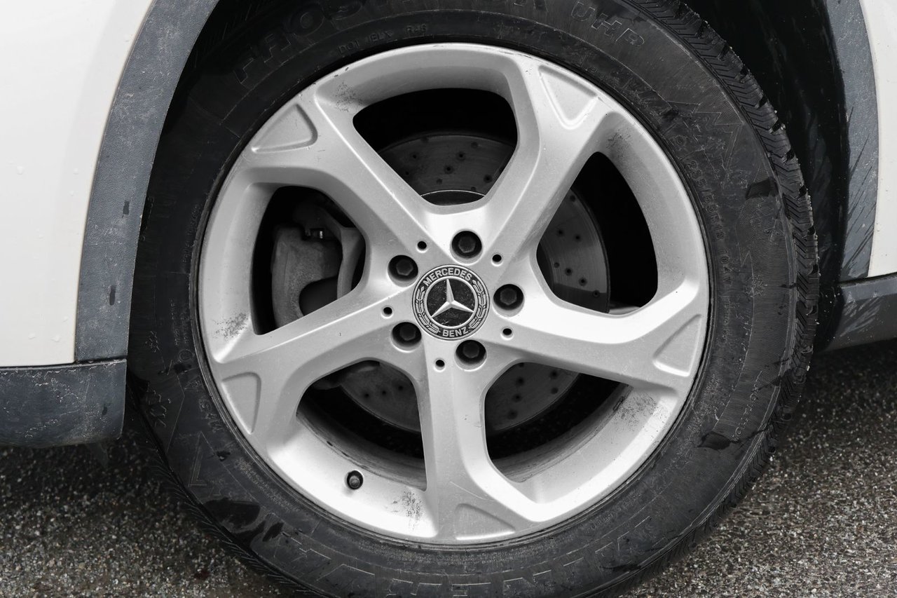 Image 5 Mercedes-Benz GLA-Class GLA250 2020