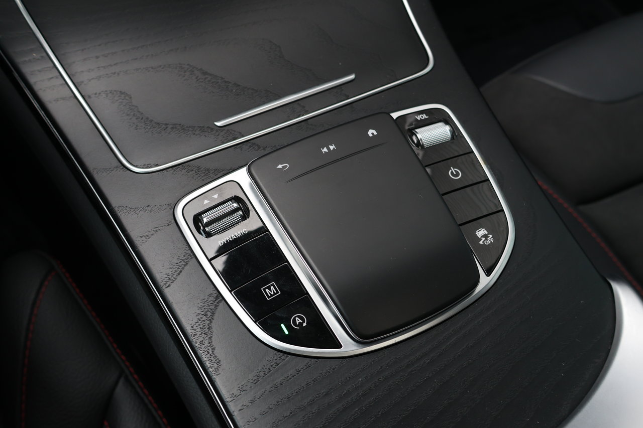 Image 24 Mercedes-Benz GLC-Class GLC300 2023