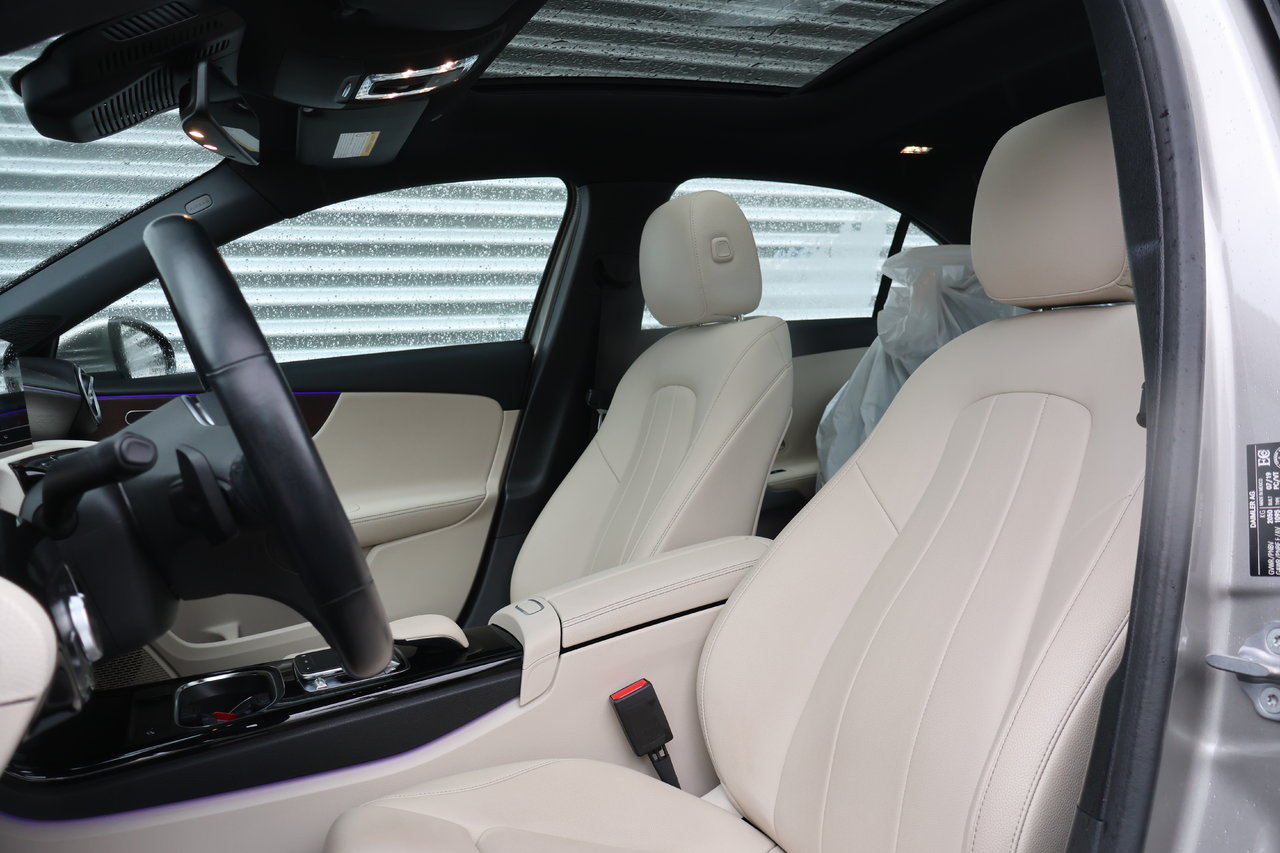 Mercedes-Benz A-Class A220 2019 — photo 3