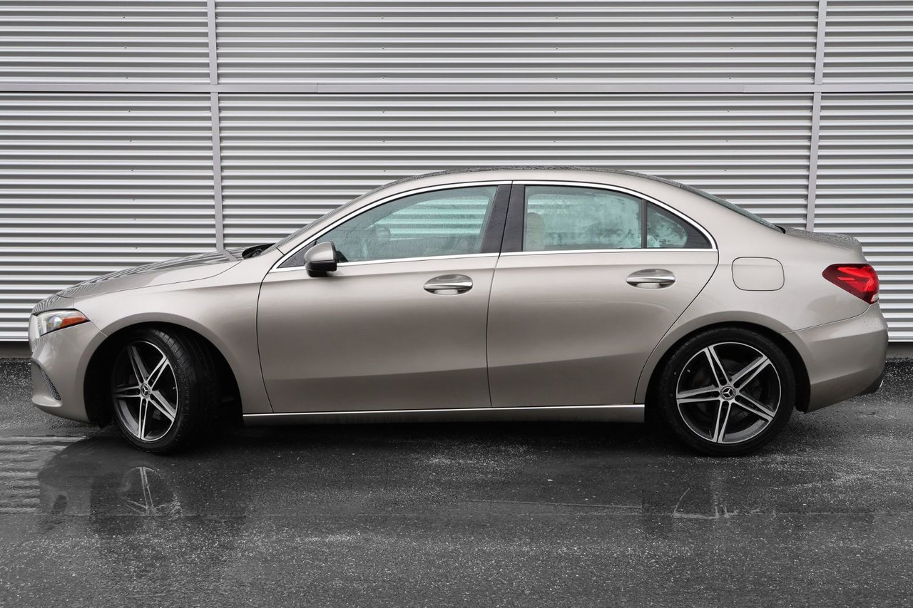 Mercedes-Benz A-Class A220 2019 — photo 7