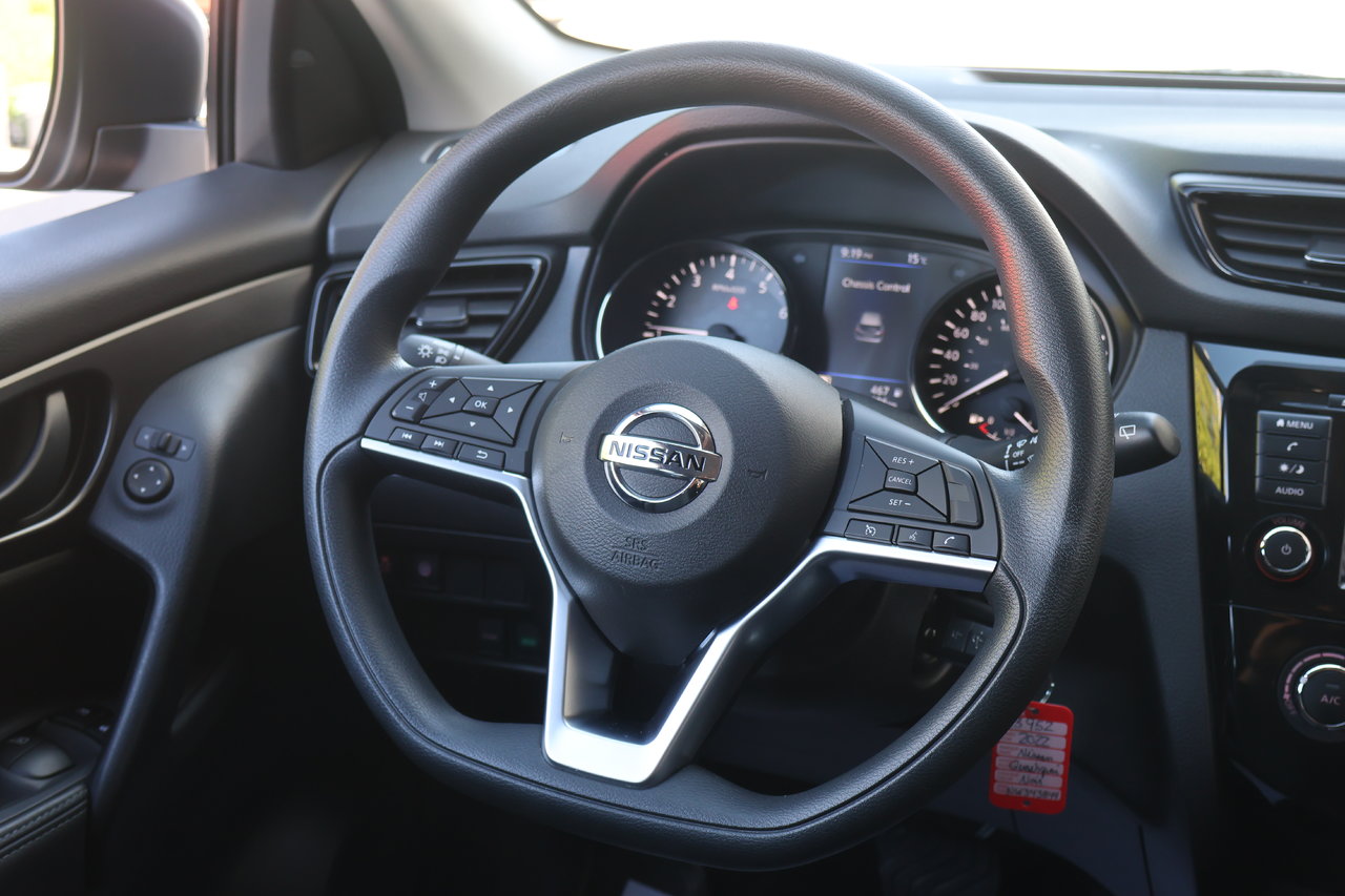 Nissan Qashqai S 2022 — photo 2