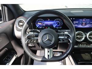 Thumbnail 15 Mercedes-Benz EQB EQB300 2024