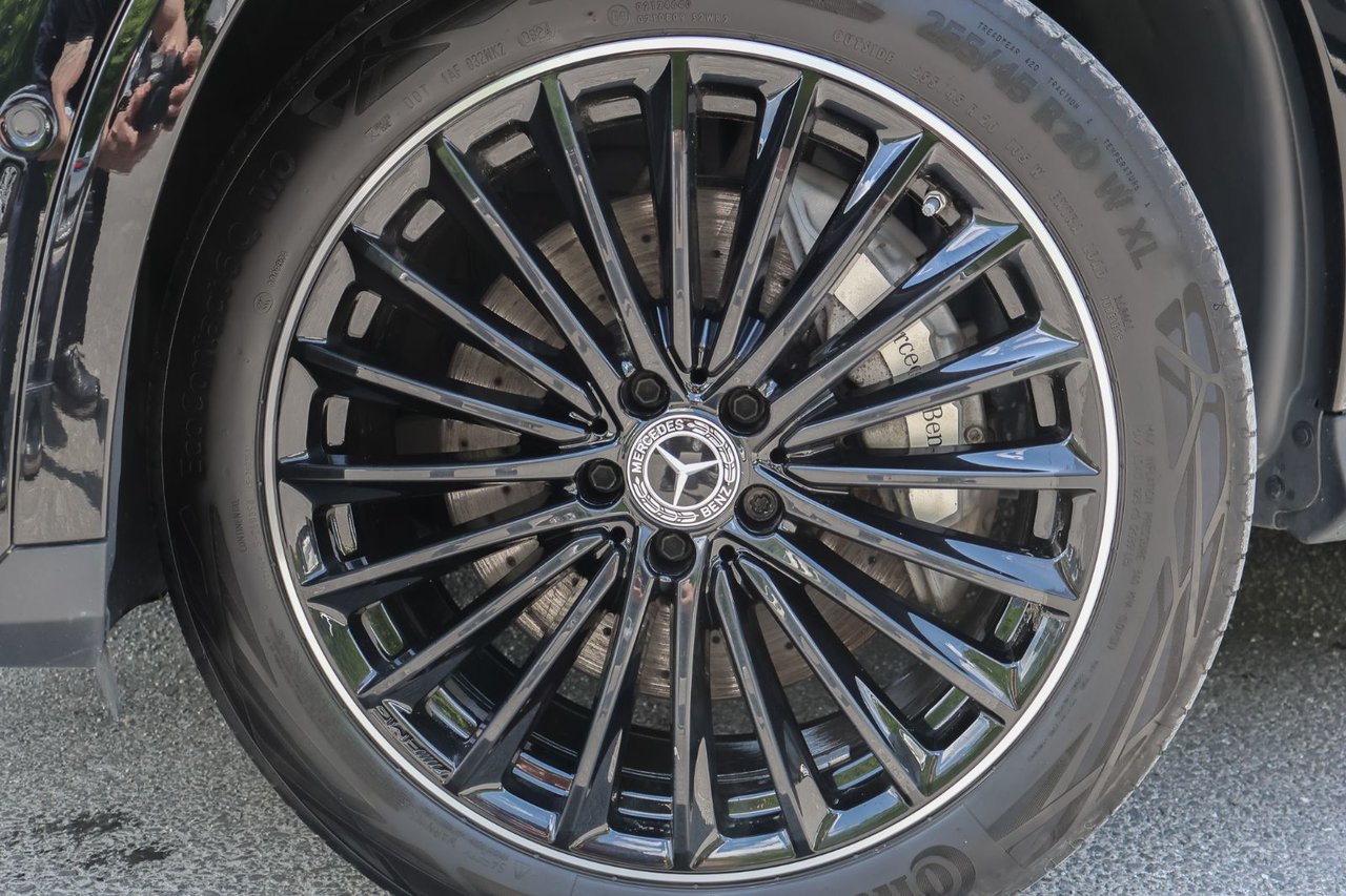 Mercedes-Benz GLC GLC300 2024 — photo 5