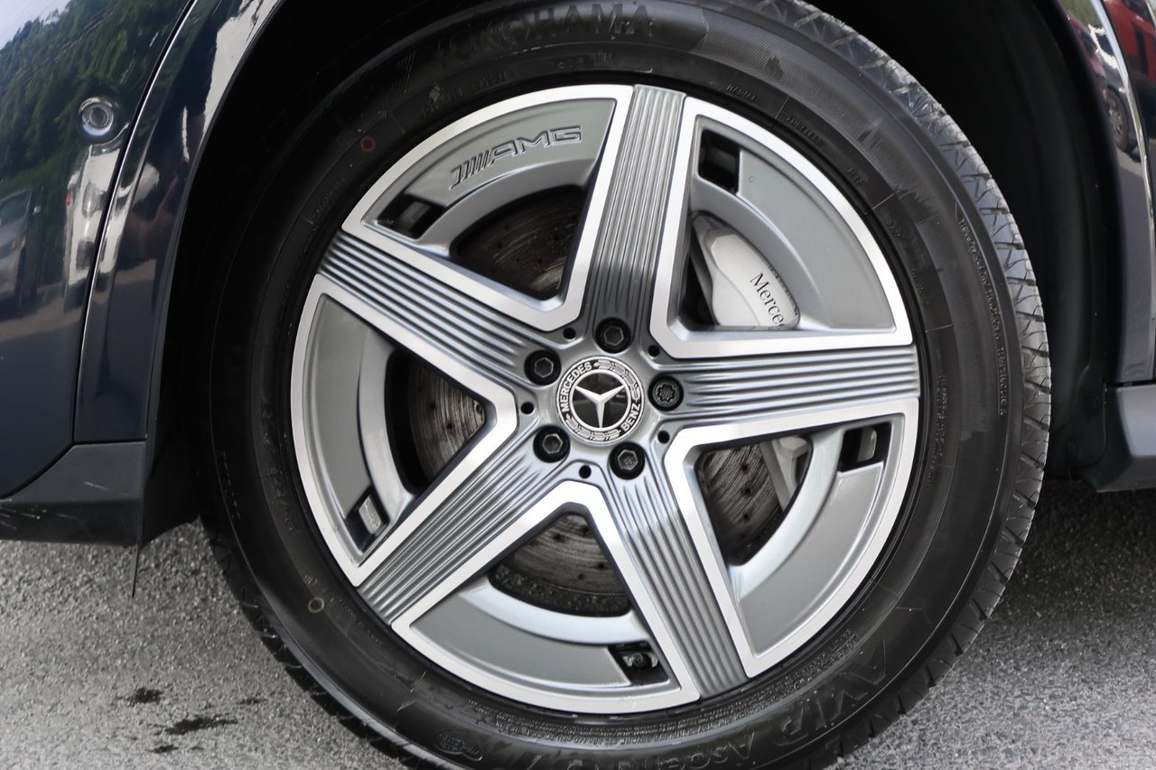 Mercedes-Benz GLC GLC300 2023 — photo 5
