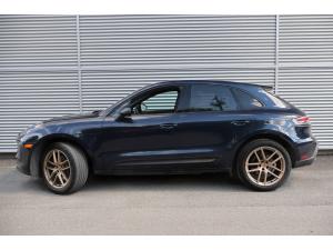 Miniature 6 Porsche Macan  2023