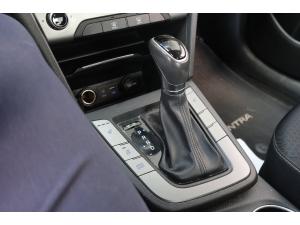 Miniature 19 Hyundai Elantra Gl 2017