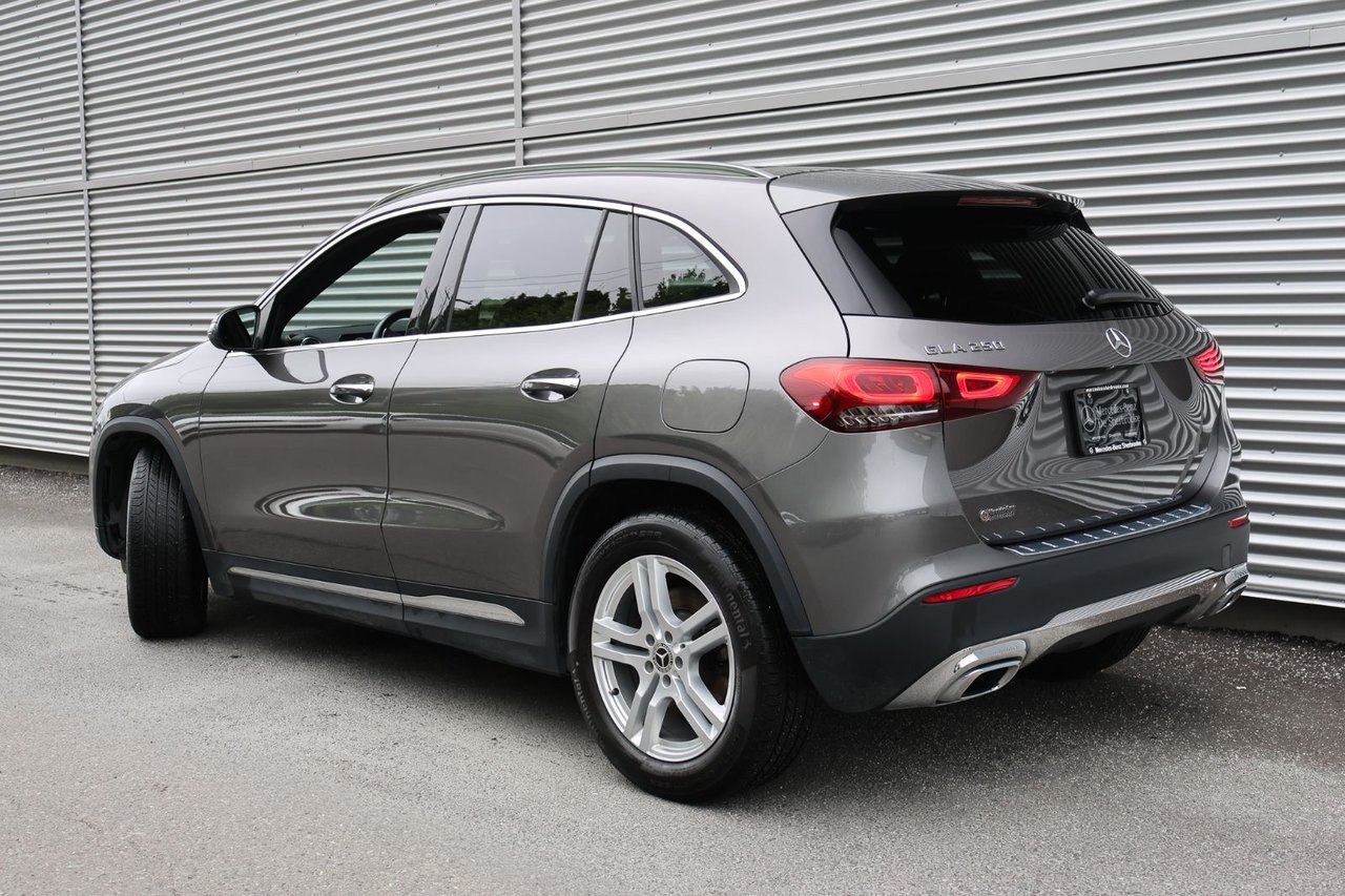 Mercedes-Benz GLA GLA250 2023 — photo 8