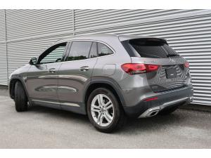 Miniature 6 Mercedes-Benz GLA-Class GLA250 2023