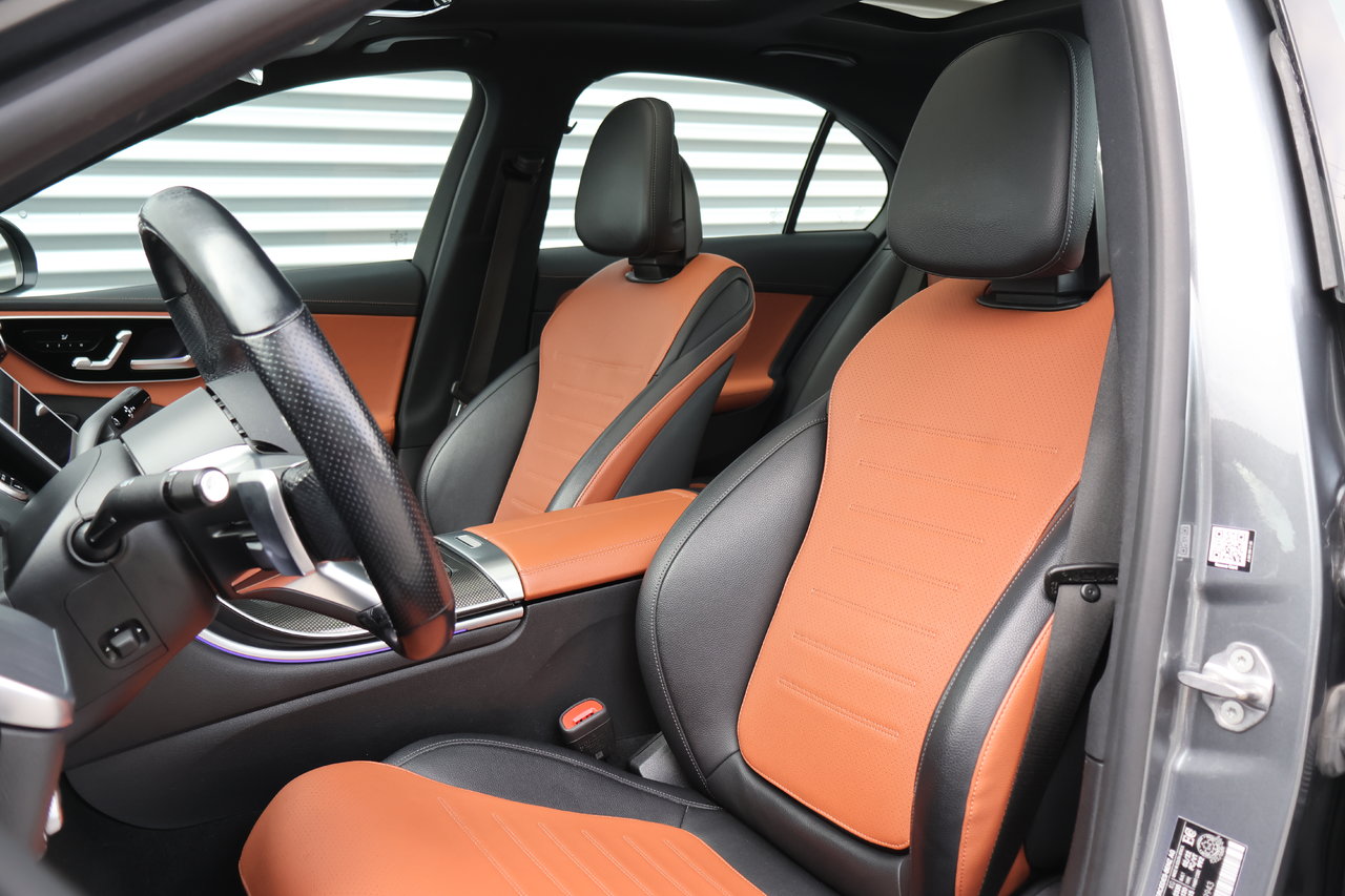 Mercedes-Benz C-Class C300 2022 — photo 3