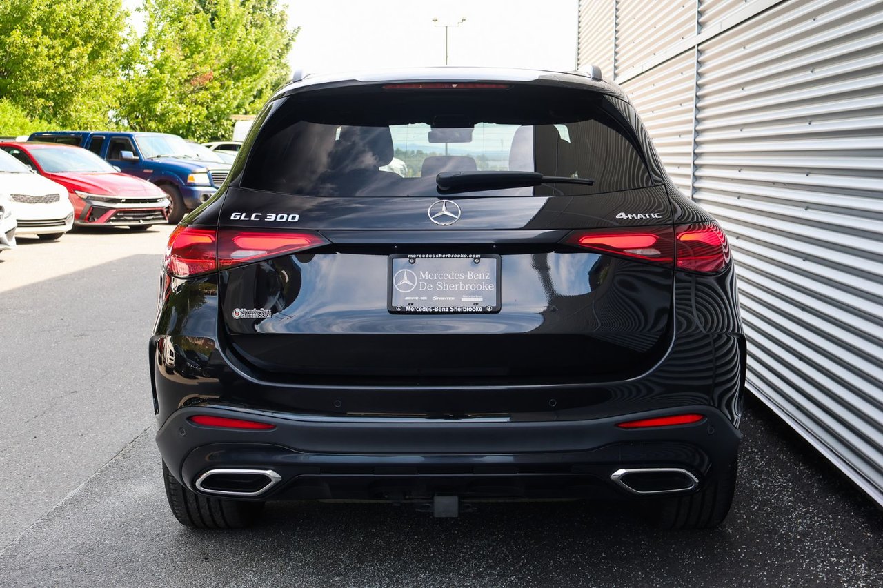 Mercedes-Benz GLC GLC300 2023 — photo 8