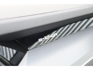 Thumbnail 16 Audi E-tron Technik 55 2022