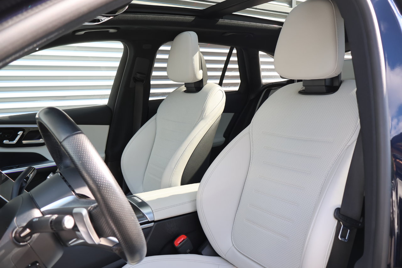 Mercedes-Benz GLC GLC300 2023 — photo 3