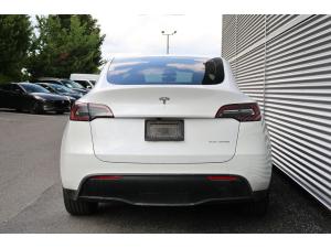Miniature 8 Tesla Model Y Long Range 2024