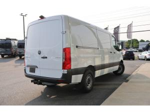 Miniature 5 Mercedes-Benz Sprinter 2500 144 Wheelbase Standard Roof RWD 2025