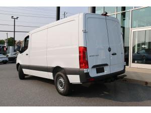 Miniature 9 Mercedes-Benz Sprinter 2500 144 Wheelbase Standard Roof RWD 2025