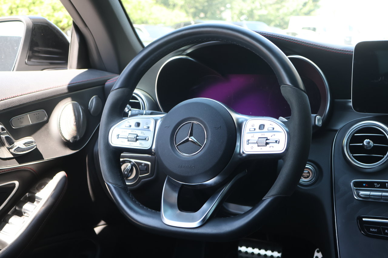Mercedes-Benz C-Class C300 2022 — photo 2