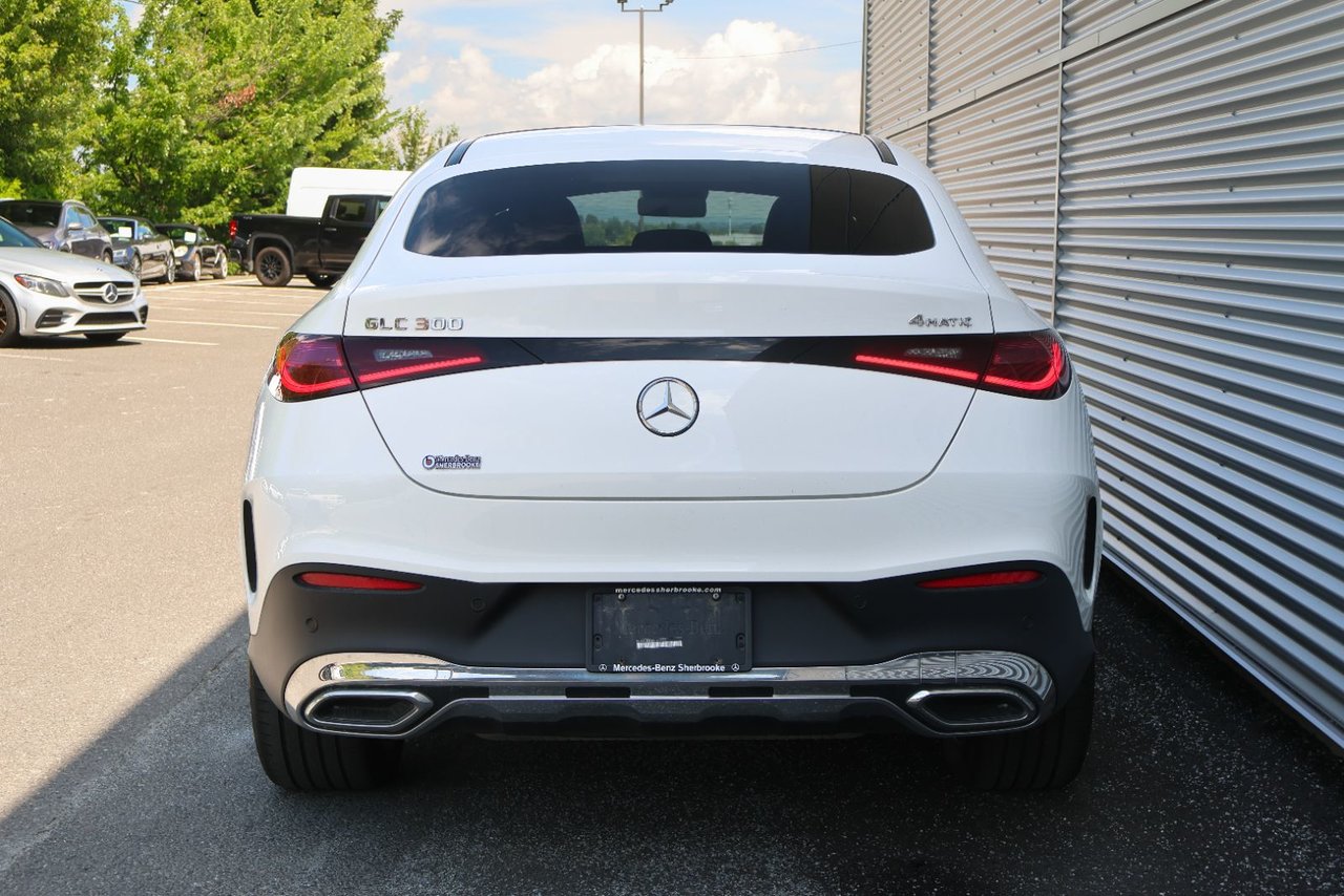 Mercedes-Benz GLC GLC300 2024 — photo 8