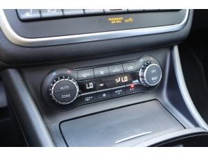 Thumbnail 18 Mercedes-Benz GLA-Class GLA250 2015