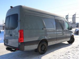 Miniature 5 Mercedes-Benz Sprinter 170 Wheelbase High Roof RWD 2025
