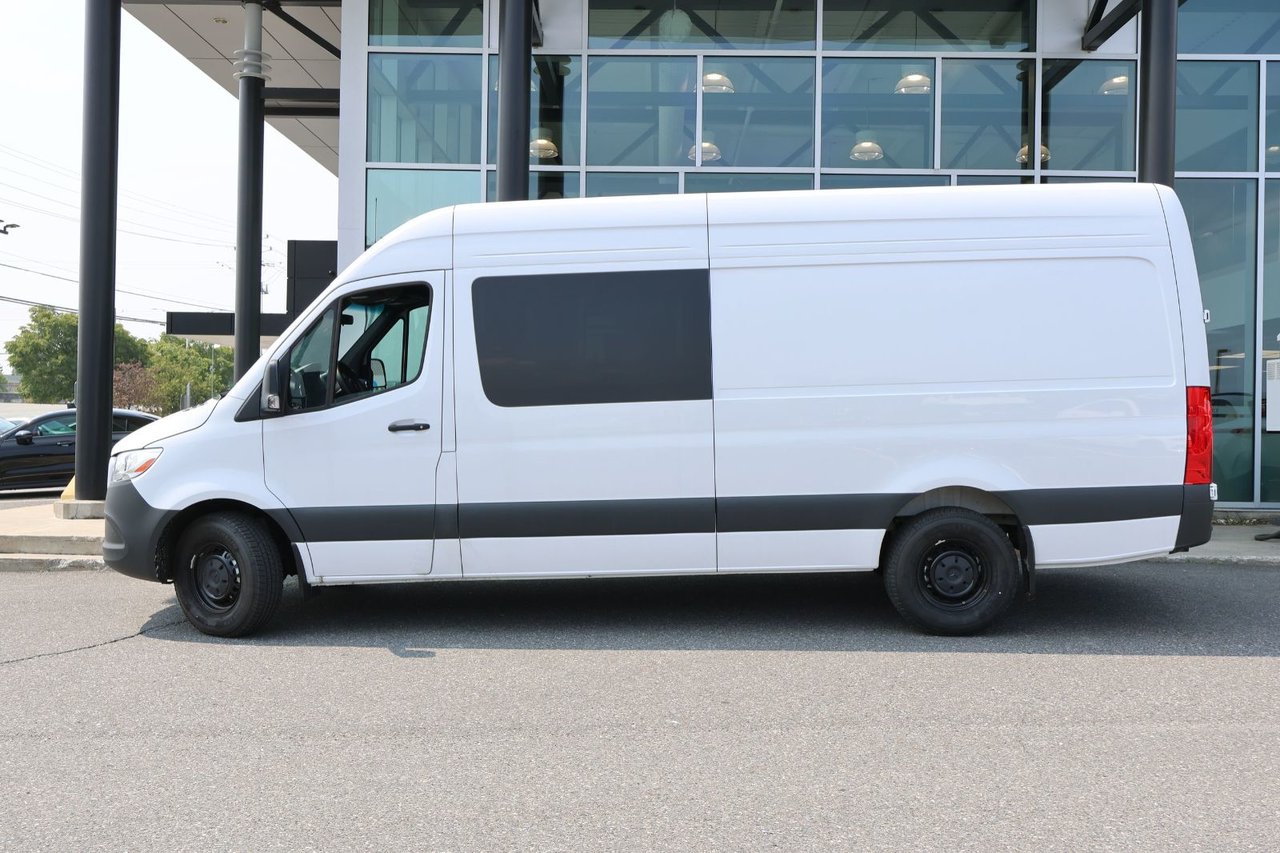 Mercedes-Benz Sprinter 170 Wheelbase High Roof RWD 2025 — photo 4