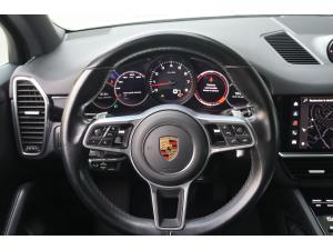 Miniature 14 Porsche Cayenne Awd 2022