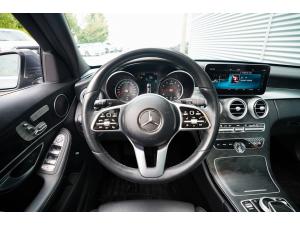 Miniature 14 Mercedes-Benz C-Class C300 2020