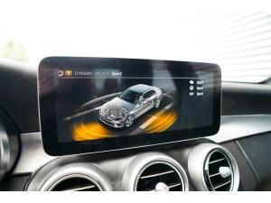 Miniature 19 Mercedes-Benz C-Class C300 2020