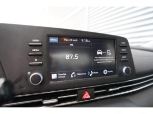 Miniature 15 Hyundai Elantra Preferred IVT 2024