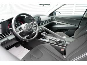 Thumbnail 9 Hyundai Elantra Preferred IVT 2024