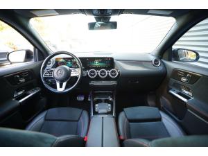 Miniature 13 Mercedes-Benz GLA-Class GLA250 2023