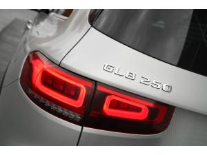 Thumbnail 9 Mercedes-Benz GLB-Class GLB250 2022