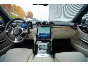 Miniature 14 Mercedes-Benz C-Class C300 2026