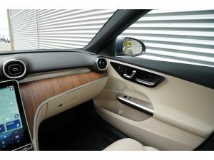 Miniature 16 Mercedes-Benz C-Class C300 2026