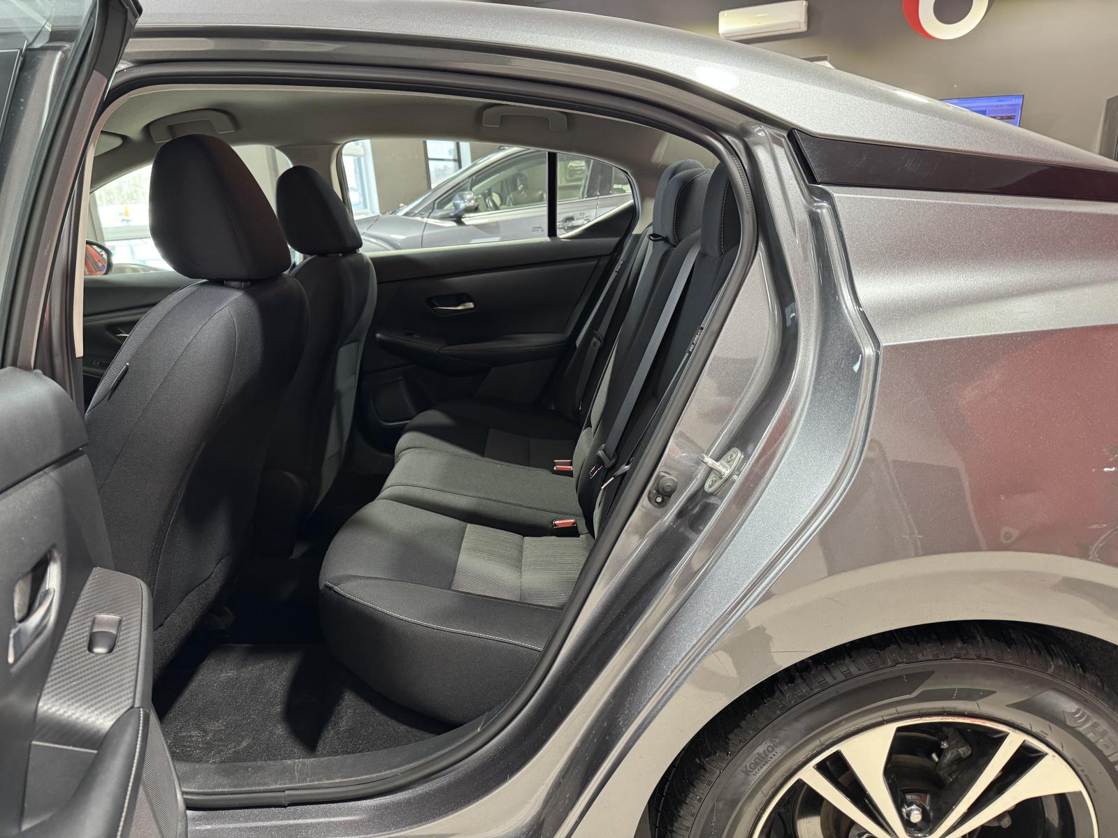 Image 12 Nissan Sentra SV 2021