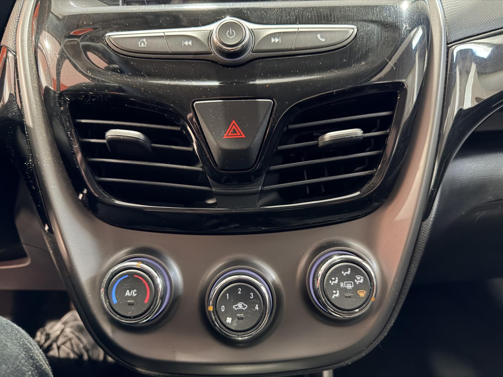 Image 22 Chevrolet Spark 1LT 2022