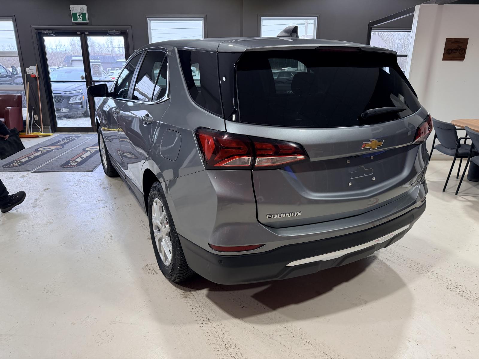 Image 4 Chevrolet Equinox LT 2024