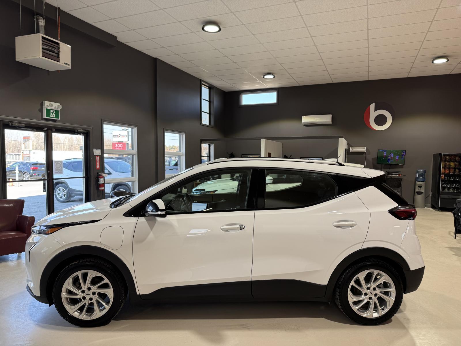 Image 3 Chevrolet Bolt EUV LT 2023