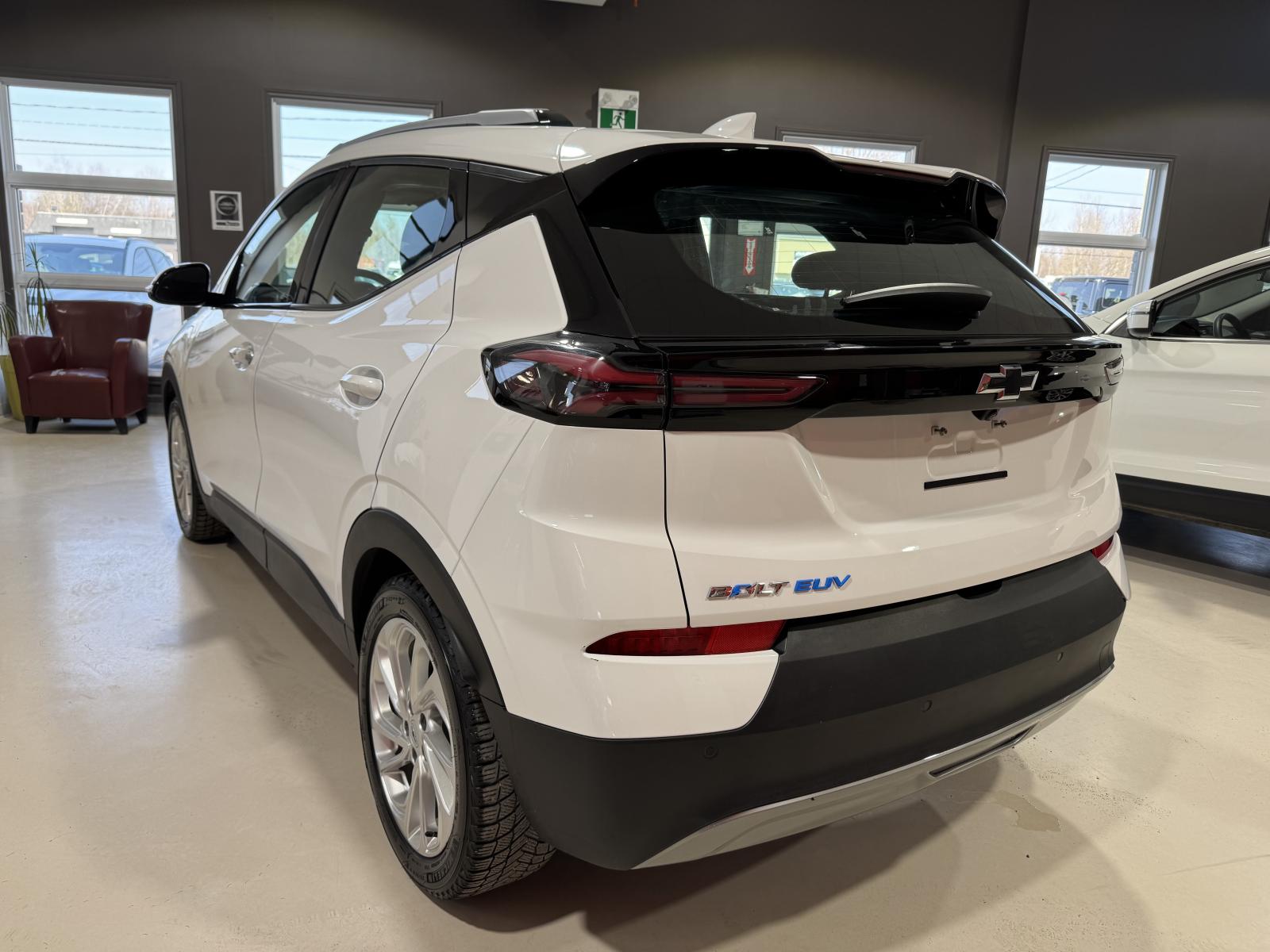 Image 4 Chevrolet Bolt EUV LT 2023