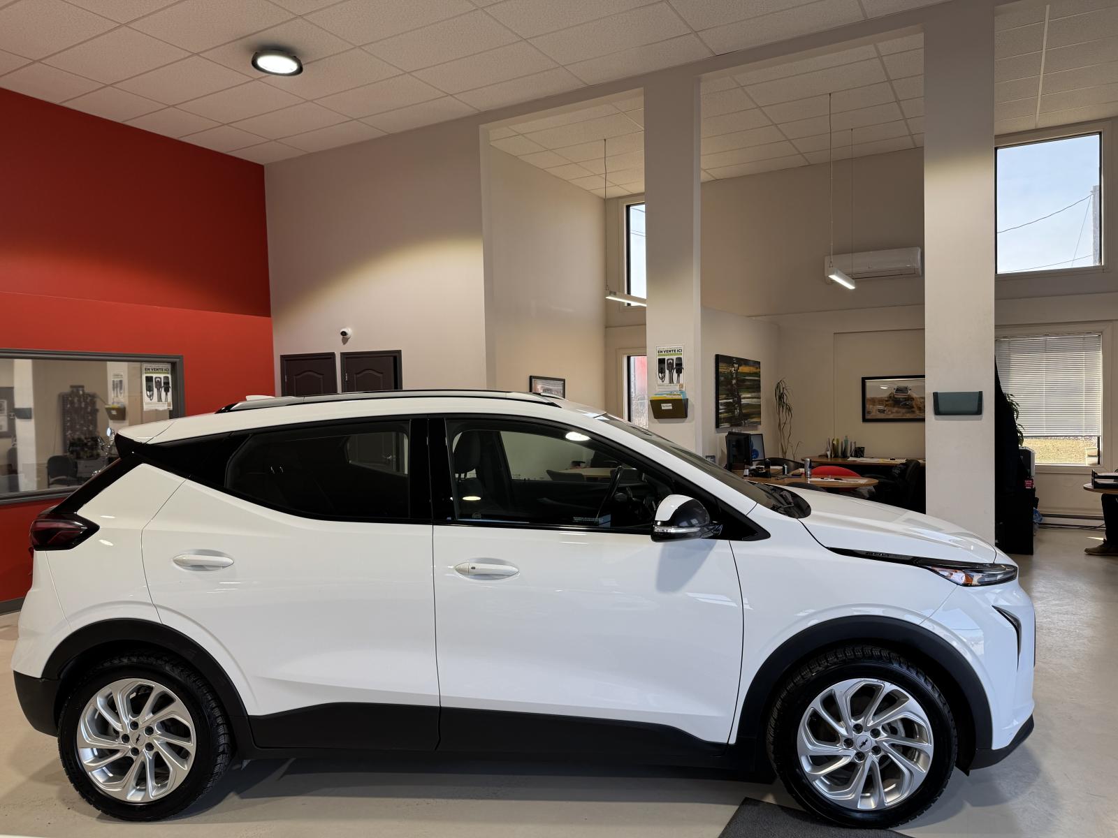 Image 9 Chevrolet Bolt EUV LT 2023